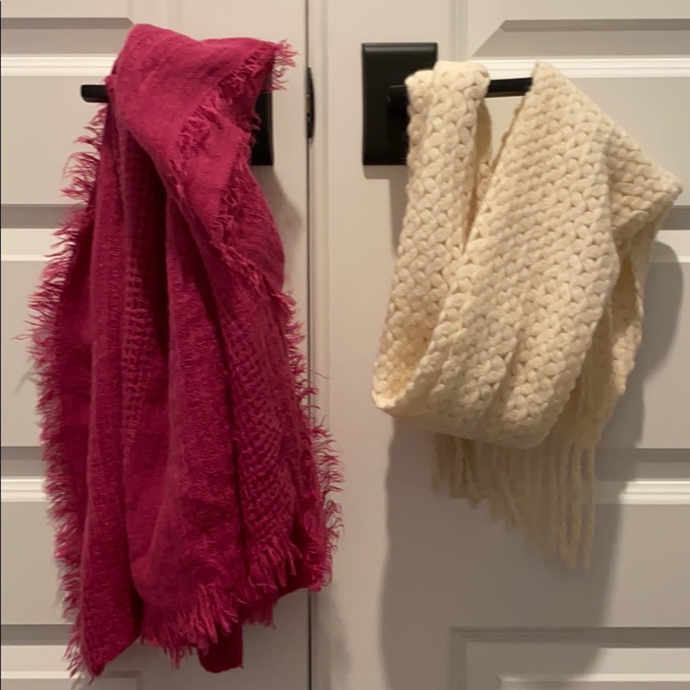 Scarfs (8)